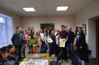 К Международному дню леса прошла встреча со старшим научным сотрудником Кавказского заповедника Юлией Акатовой, на которой разгадывали загадки кавказских лесов.